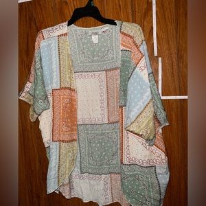 Super cute cover up only worn once!